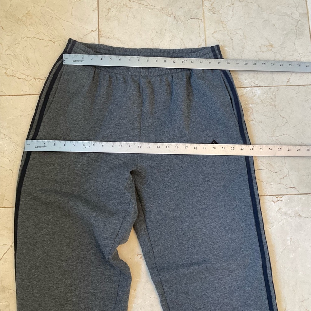 Adidas Sweat Pants NWT, grey with black leg stripes, fleece, Men’s Sz XL - Picture 11 of 12
